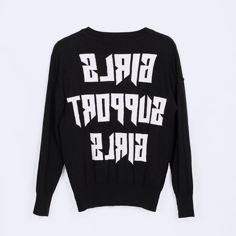 SM-K0048 naisten aakkoset jacquard-kaula-aukkoinen pitkähihainen neulepusero SM-K0048 naisten aakkoset jacquard-kaula-aukkoinen pitkähihainen neulepusero