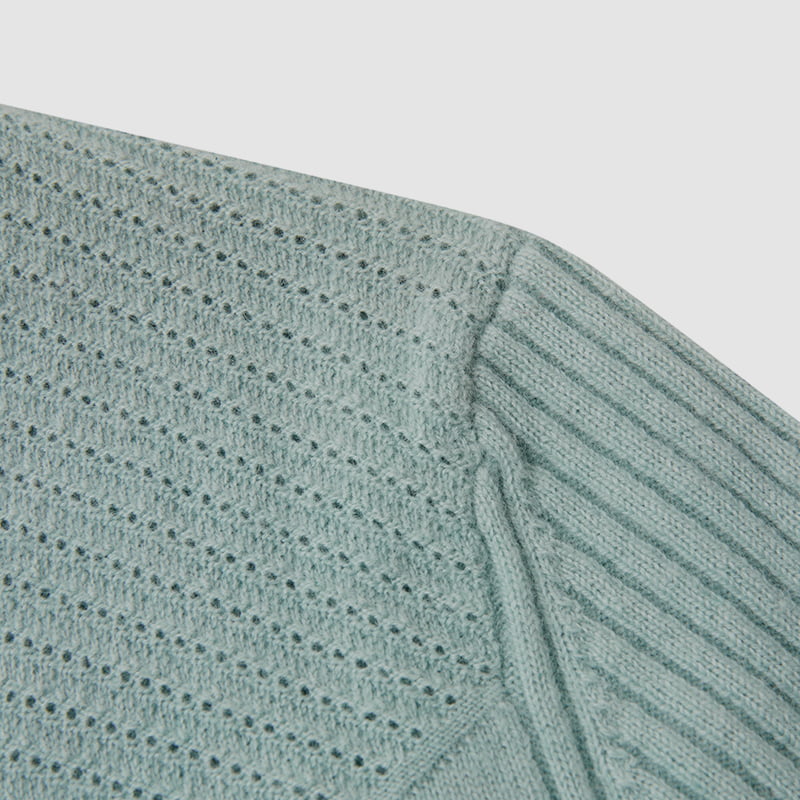 ML2218 V-neck Twist yksirivinen neuletakki terälehtinapeilla ML2218 V-neck Twist yksirivinen neuletakki terälehtinapeilla