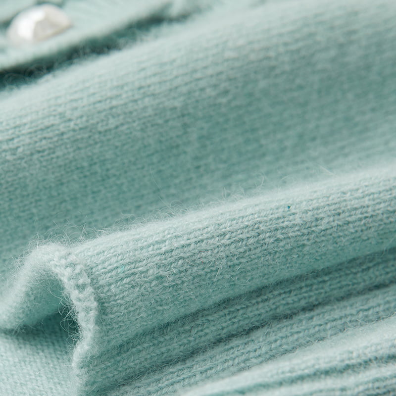 ML2218 V-neck Twist yksirivinen neuletakki terälehtinapeilla ML2218 V-neck Twist yksirivinen neuletakki terälehtinapeilla