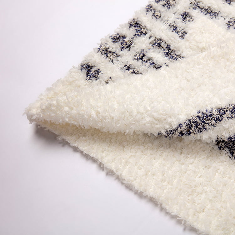 SM-K0041 Mustavalkoinen Plaid Pieni Tuoksuva Mohair Neuletakki korealainen Lazy Style SM-K0041 Mustavalkoinen Plaid Pieni Tuoksuva Mohair Neuletakki korealainen Lazy Style