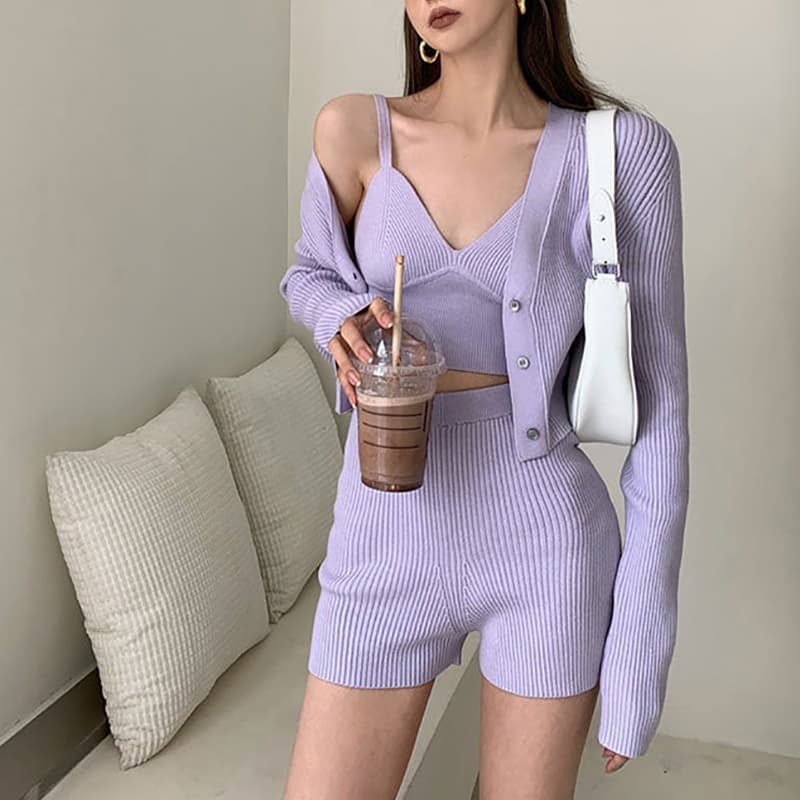 SM-K0112 Pehmeä vahamainen pehmeä seksikäs liivi ja takki +shortsit neulottu puku SM-K0112 Pehmeä vahamainen pehmeä seksikäs liivi ja takki +shortsit neulottu puku